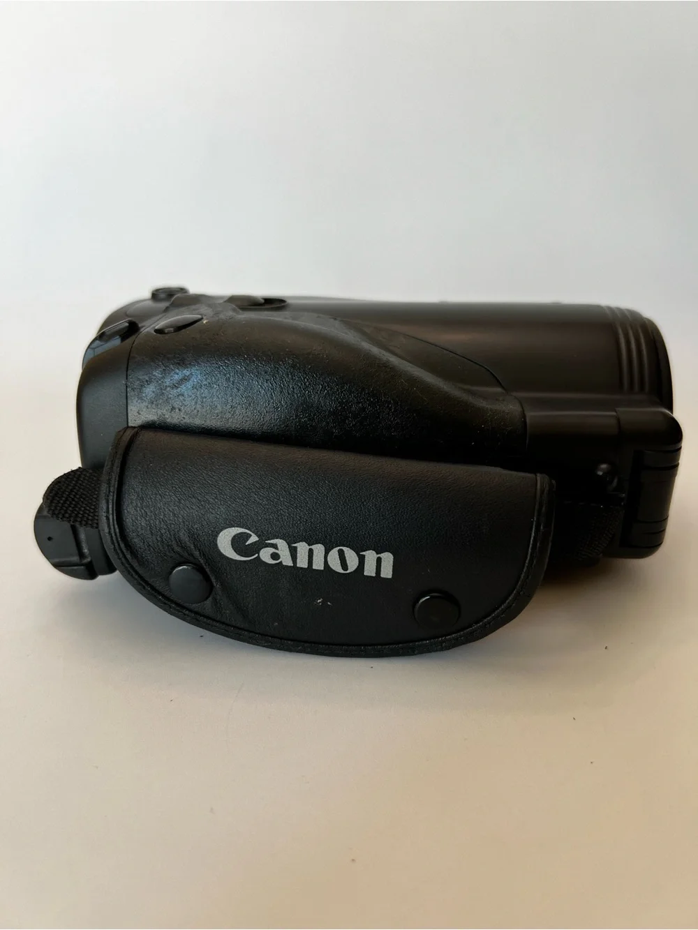 Vintage Canon PhoTura 135 Caption 35mm Film Camera 38-135mm Lens w/Case TESTED!